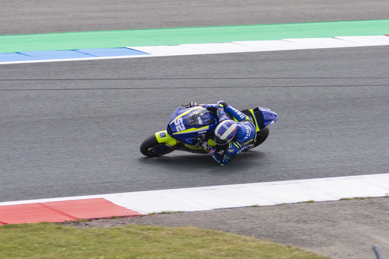 潮迭起的足 潮迭起的足